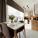 Pod Gondola - Mountain Z Sauna, In & Out- Dream Apartment Szczyrk