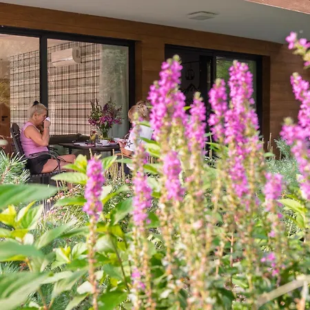 Qu Grani Apartment *