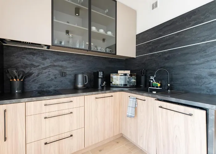 Pod Gondola - Mountain Z Sauna, In & Out- Dream