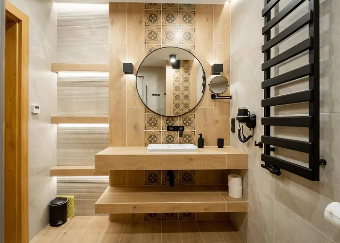 Pod Gondola - Mountain Z Sauna, In & Out- Dream *