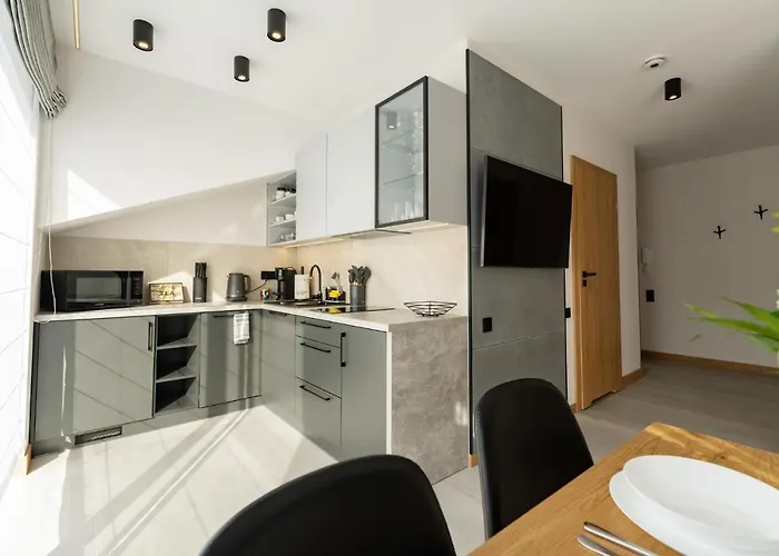 Pod Gondola - Mountain Z Sauna, In & Out- Dream شتوروك