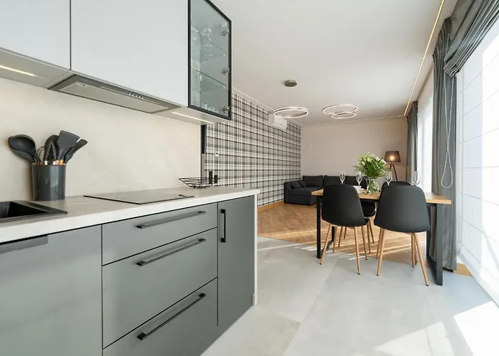 Pod Gondola - Mountain Z Sauna, In & Out- Dream شتوروك