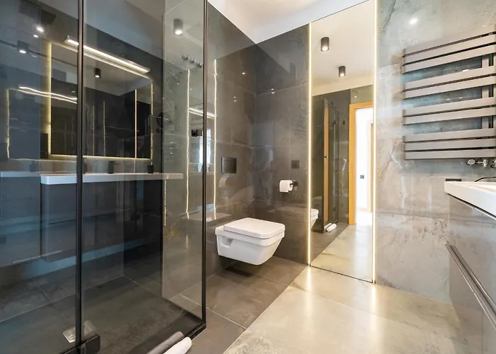 Pod Gondola - Mountain Z Sauna, In & Out- Dream *