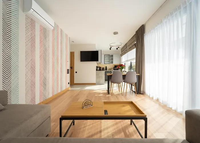 Pod Gondola - Mountain Z Sauna, In & Out- Dream *