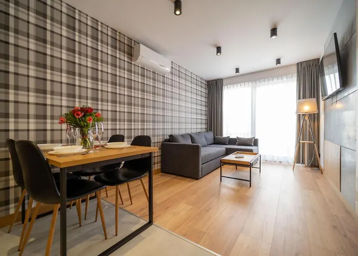 Pod Gondola - Mountain Z Sauna, In & Out- Dream شتوروك