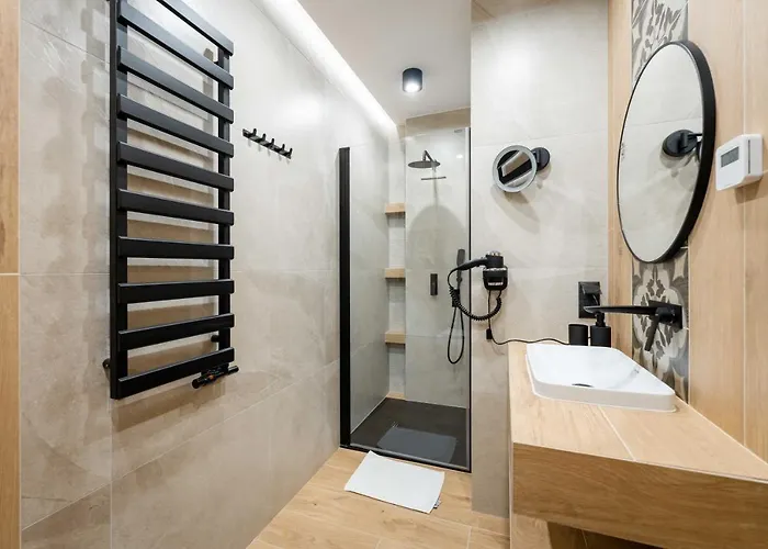 Pod Gondola - Mountain Z Sauna, In & Out- Dream