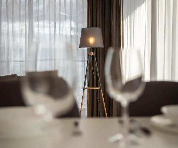 Pod Gondola - Mountain Z Sauna, In & Out- Dream * شتوروك