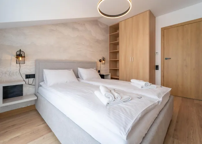 Pod Gondola - Mountain Z Sauna, In & Out- Dream شقة شتوروك